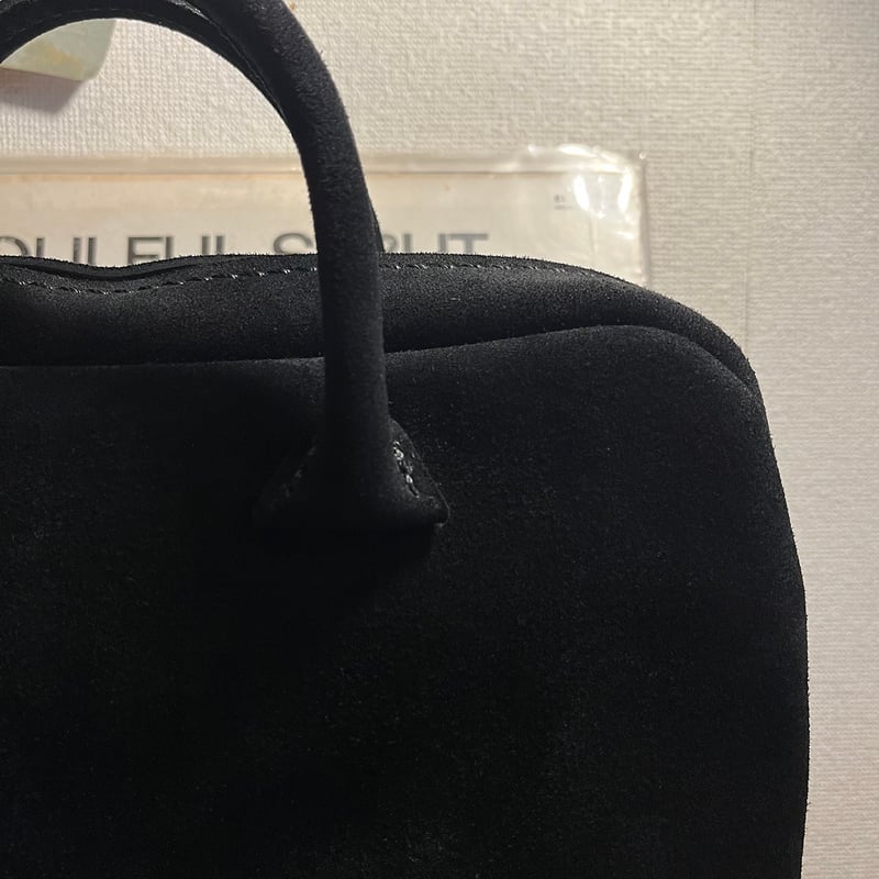 新品未使用 1点限り 高級スエードkudu革 秋冬バッグ黒 スエードレザー