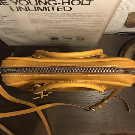 Shoulderbag 303.(山吹色/サッビア)Lot#102/iPhone SEレザーケース(山吹色/サッビア)Lot#103