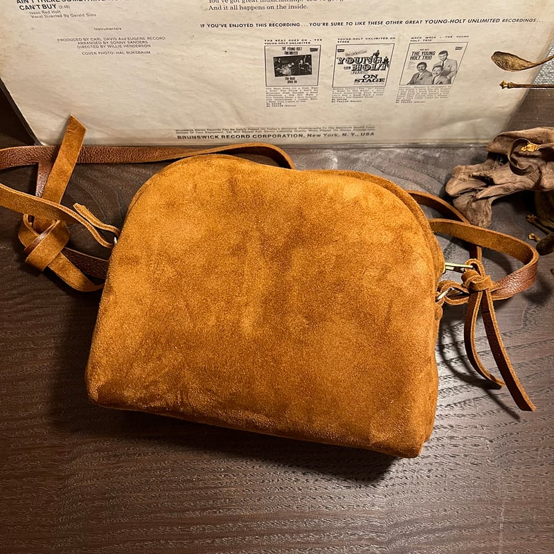 kudu革ポシェット kudu革スエードポシェット キャメル色ポシェット