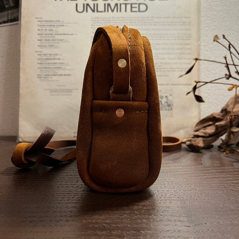 kudu革ポシェット kudu革スエードポシェット キャメル色ポシェット