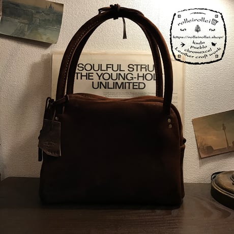 kudu革ショルダーバッグ　kudu革セミショルダー　kudu革バッグ 　チョコレート色のバッグ　Lot#151