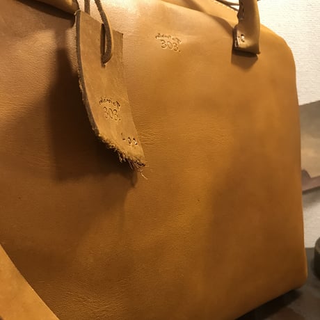 Shoulderbag 303.(山吹色/サッビア)Lot#102/iPhone SEレザーケース(山吹色/サッビア)Lot#103