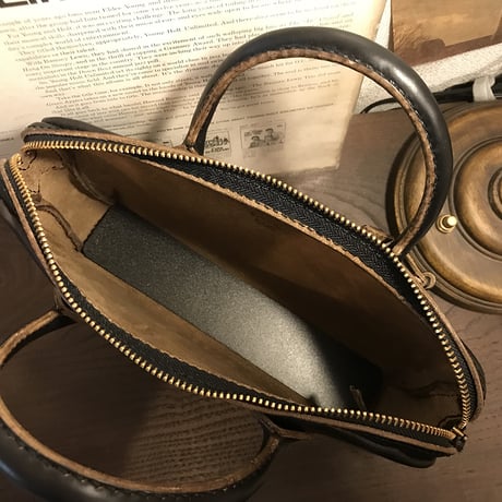 Handbag 303.(Black/Chromexcel)Lot#099