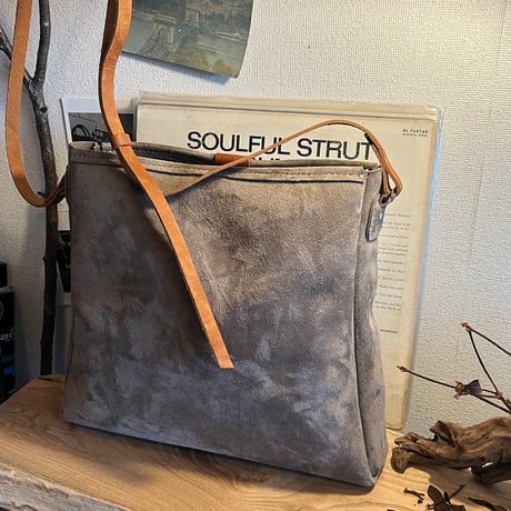 slowly tote Shoulderbag／ Lot#240
