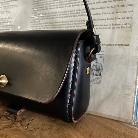 クロムエクセルレザー クラッチショルダーバッグ Clutch Shoulderbag(Black/Chromexcel)Lot#325