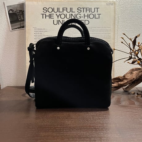 kudu革ポシェット　ludu革スエードポシェット　黒ポシェット　kuduポシェット／ Lot#196