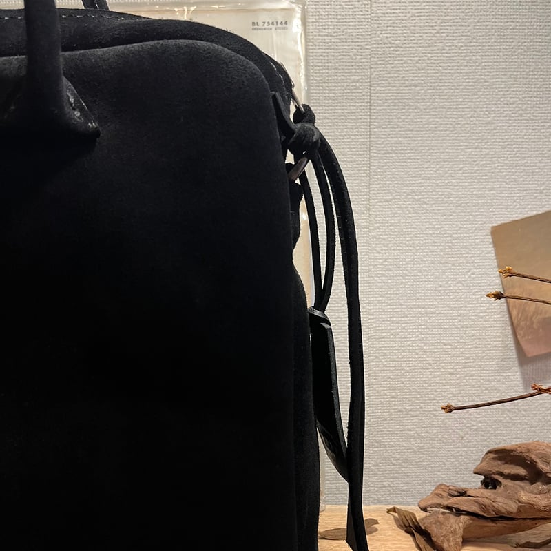 新品未使用 1点限り 高級スエードkudu革 秋冬バッグ黒 スエードレザー