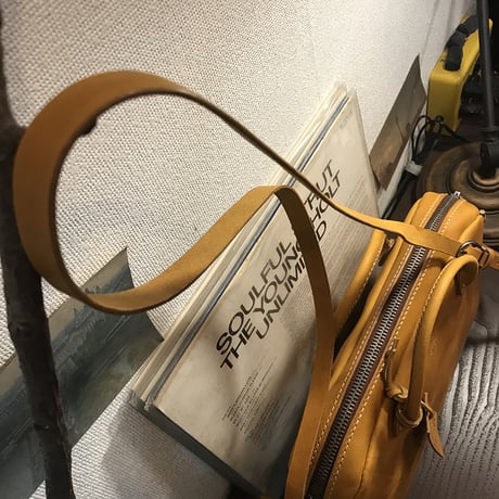 Shoulderbag 303.(山吹色/サッビア)Lot#102/iPhone SEレザーケース(山吹色/サッビア)Lot#103