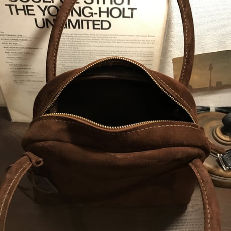 kudu革ショルダーバッグ　kudu革セミショルダー　kudu革バッグ 　チョコレート色のバッグ　Lot#151