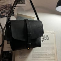 間口が広いバッグ 黒 スエードバッグ kudu革 冬コーデ ブラック #299 間口が広いバッグ 秋冬バッグ スエード黒 kudu革 Handbag or Shoulderb