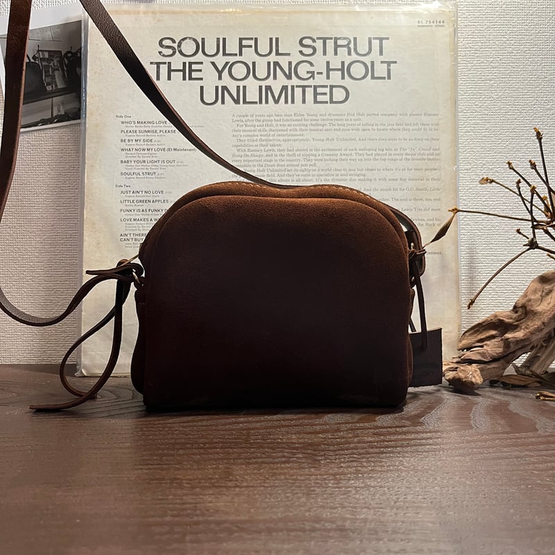 冬コーデポシェット 黒 ブラック スエード kudu革 一点物 #215 kudu革ポシェット kudu革スエードポシェット 黒ポシェット kudu