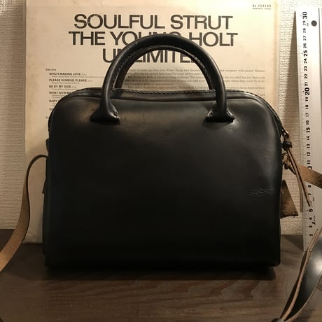 Shoulderbag 303. (Black/Chromexcel)Lot#114