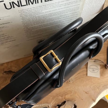 クロムエクセルレザーバッグ Shoulderbag (Black/Chromexcel)Lot#320