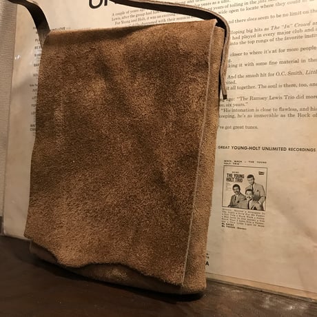 Sacoche (kudu/stone/suede)#160/Oder