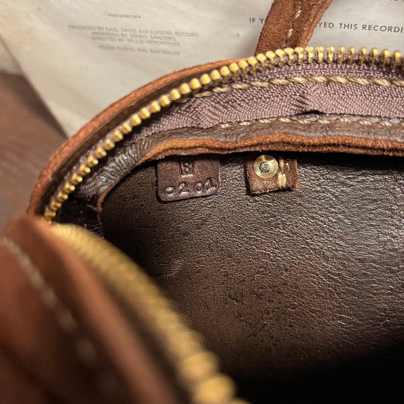 kudu革ポシェット kudu革スエードポシェット チョコレート色ポシェット