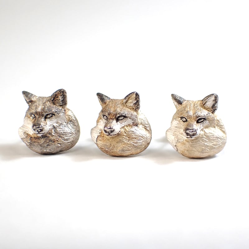 キツネ尻尾ピアス(赤狐) | EmiriA online shop キツネ尻尾ピアス(赤狐) | EmiriA online shop