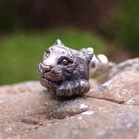 トラ両前足ピアス(black)