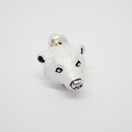 シロクマと左手ピアス