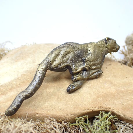 最速チーターブローチ(yellow matte)
