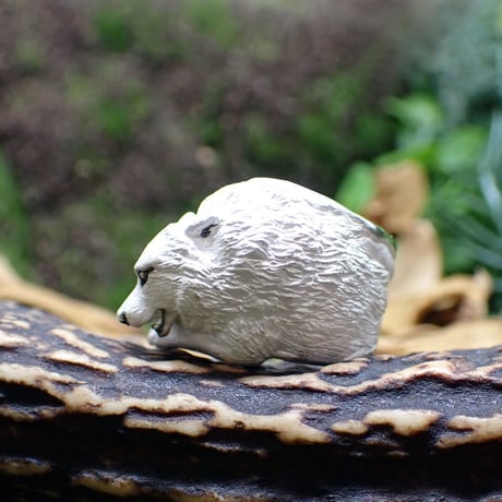 オオカミと肋骨リング(white)