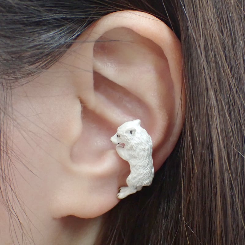 耳の守り神オオカミイヤーカフ(white) | EmiriA online shop