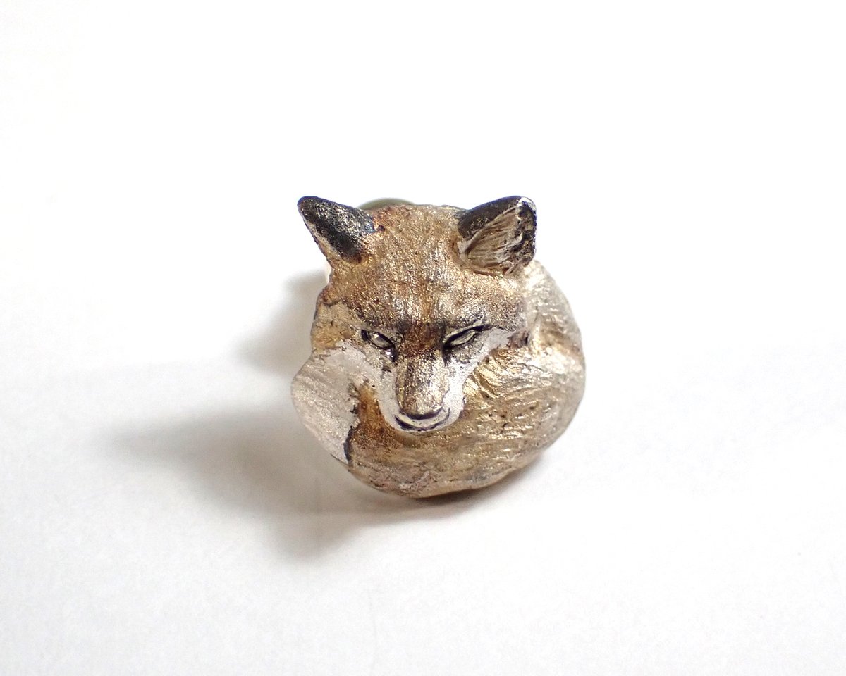 キツネ尻尾ピアス（赤狐） | EmiriA online shop
