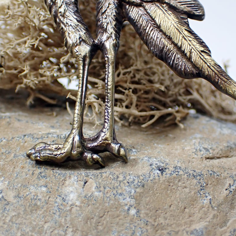 ヘビクイワシ全身ブローチ(yellow) | EmiriA online shop