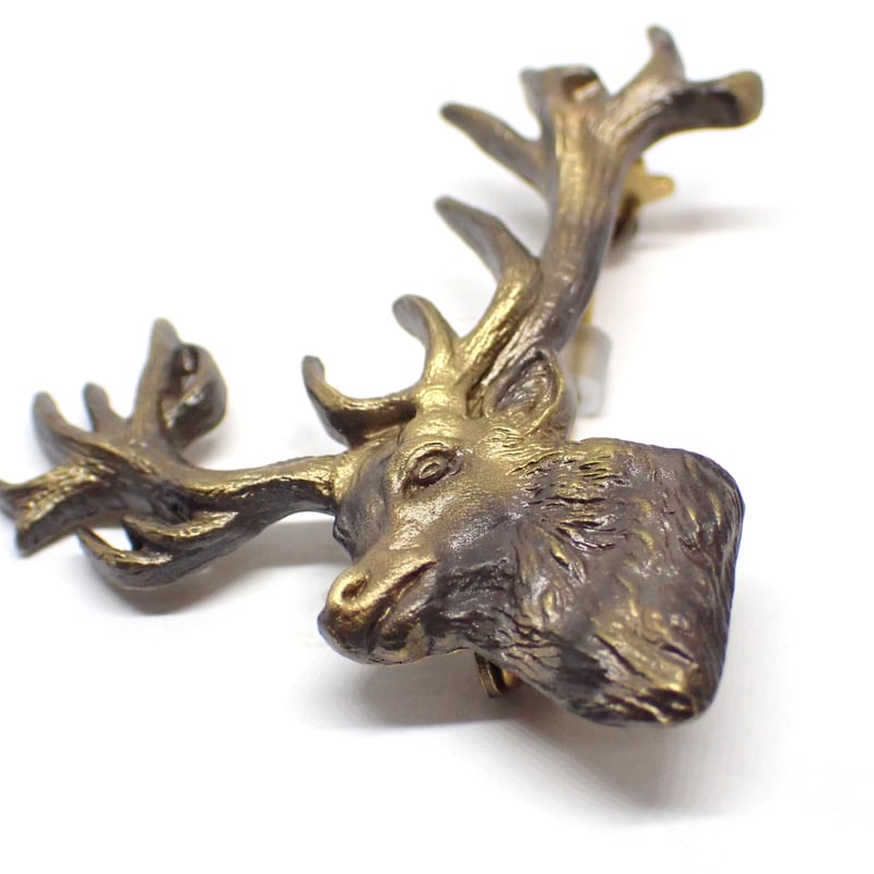 アンティーク　鹿　彫刻ブローチ Antique Gallery Soleil アンティークジュエリー / カーブド