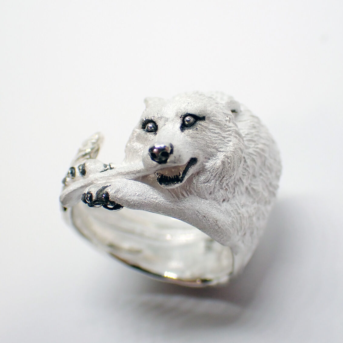 オオカミと肋骨リング(white) | EmiriA online shop