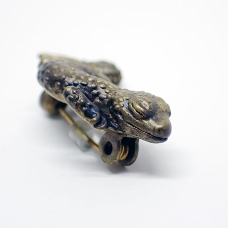 ヒョウモントカゲモドキウインクブローチ(マット)