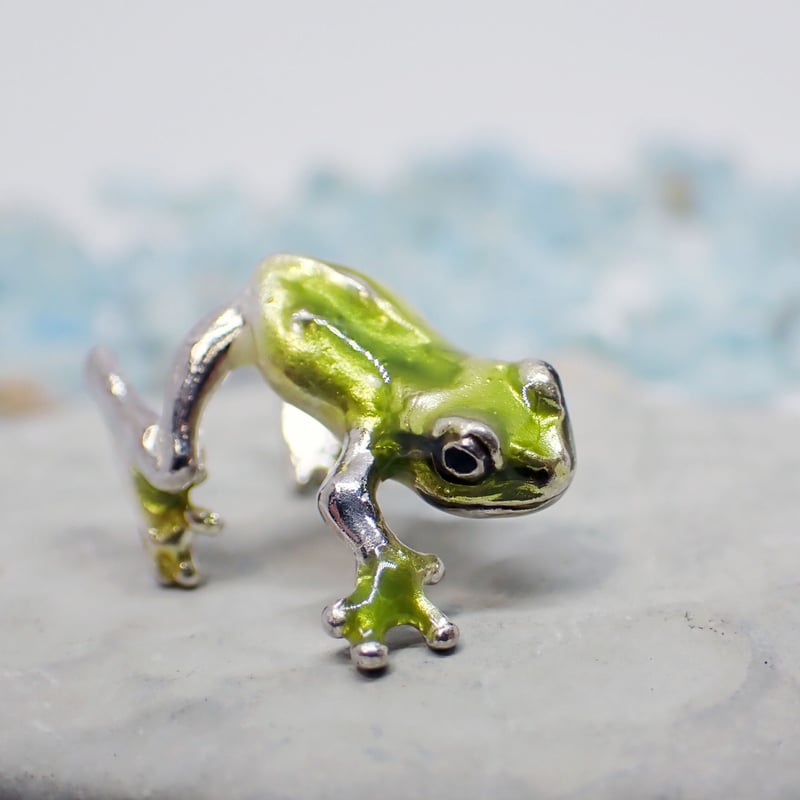 アマガエルイヤーカフ(green) | EmiriA online shop