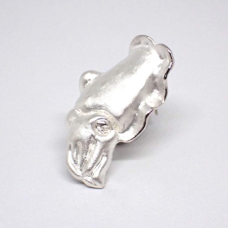 コブシメブローチ(silver matte) | EmiriA online shop