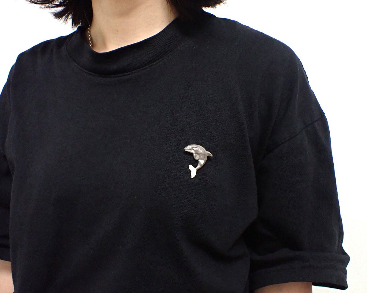 シャチのジャンピングブローチ(black&white) | EmiriA online shop