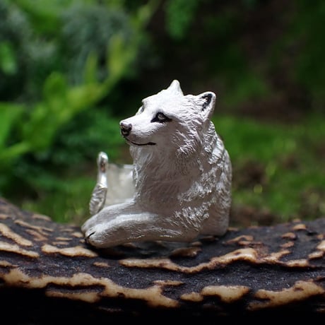 オオカミ寛ぎリング(white)