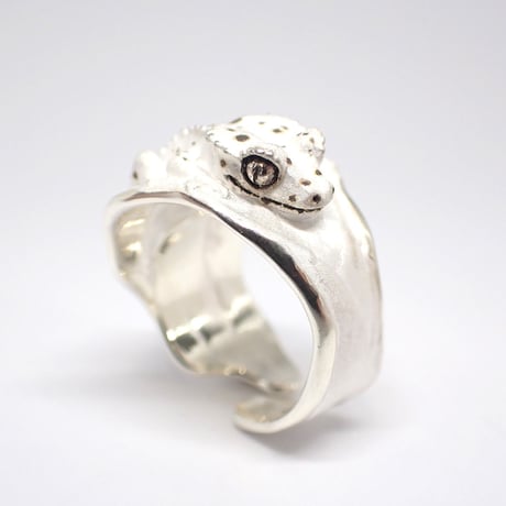 クレステッドゲッコー張り付きリング(white)ダルメシアン