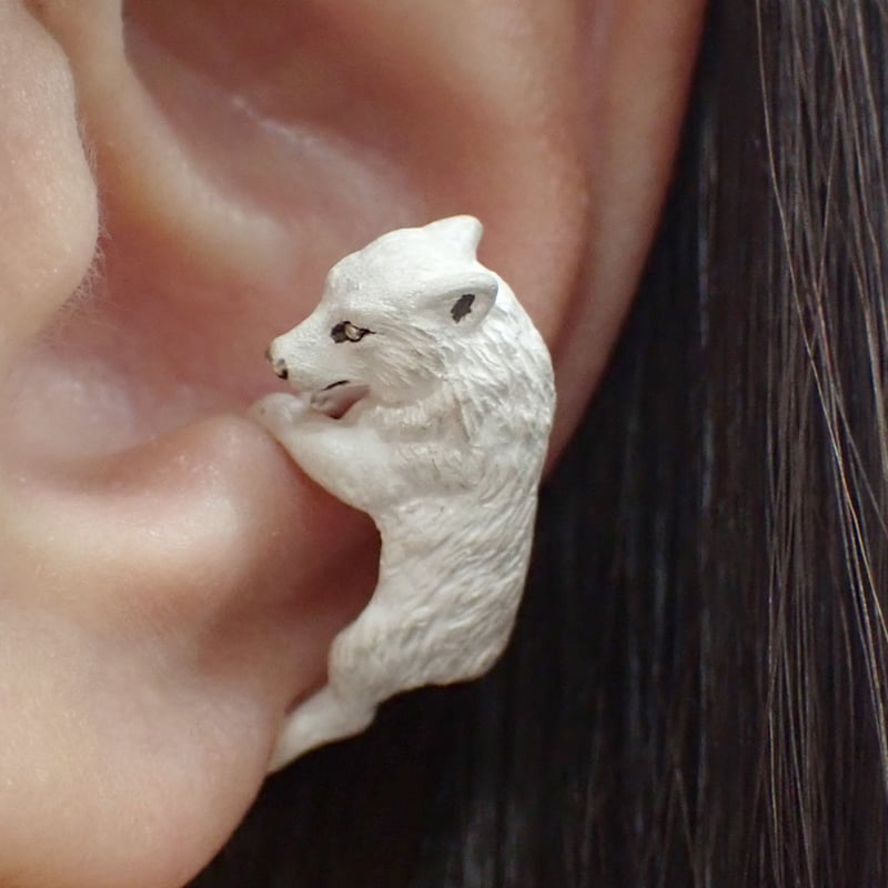 耳の守り神オオカミイヤーカフ(white) | EmiriA online shop