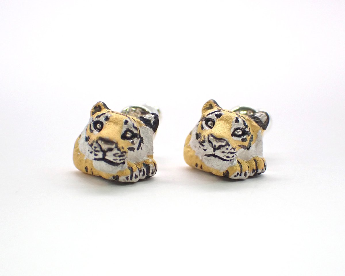 トラ両前足ピアス(white yellow) | EmiriA online shop
