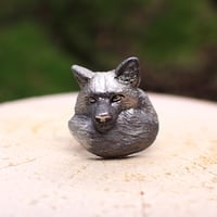 キツネ尻尾ピアス(銀狐)