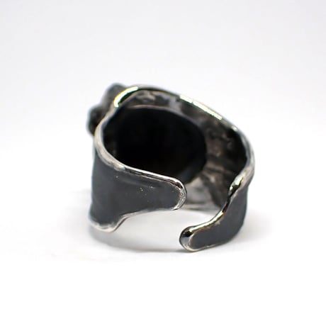 マヌルネコあくびリング(black)