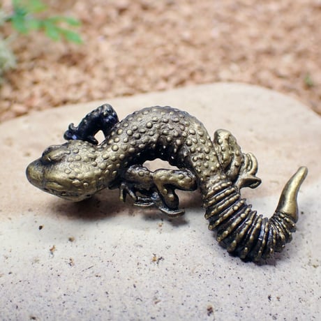 ヒョウモントカゲモドキウインクブローチ(マット)