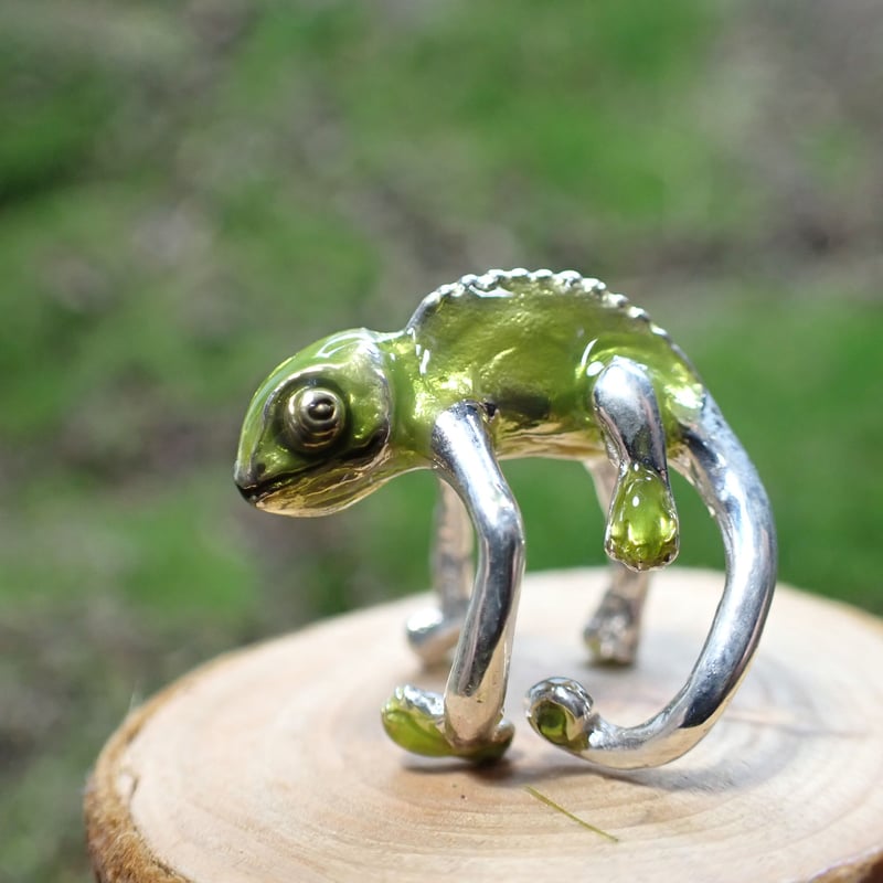 カメレオンイヤーカフ(green) | EmiriA online shop