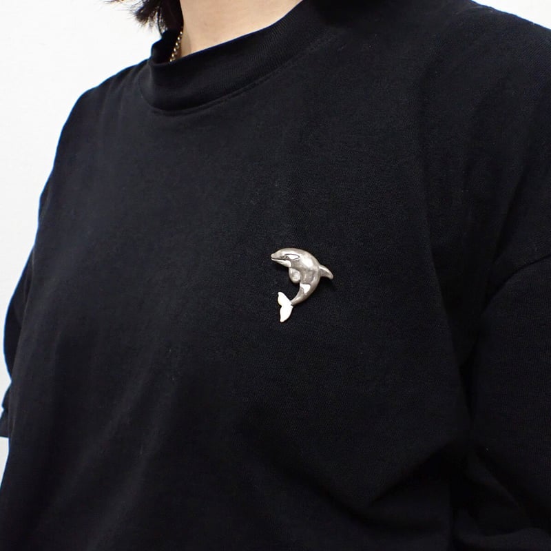 シャチのジャンピングブローチ(black&white) | EmiriA online shop