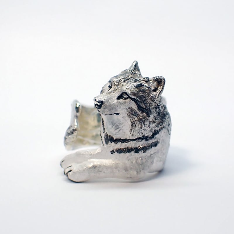 オオカミ寛ぎリング(gray) | EmiriA online shop