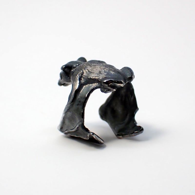 フルーツバットイヤーカフ | EmiriA online shop