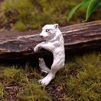 耳の守り神オオカミイヤーカフ(white)