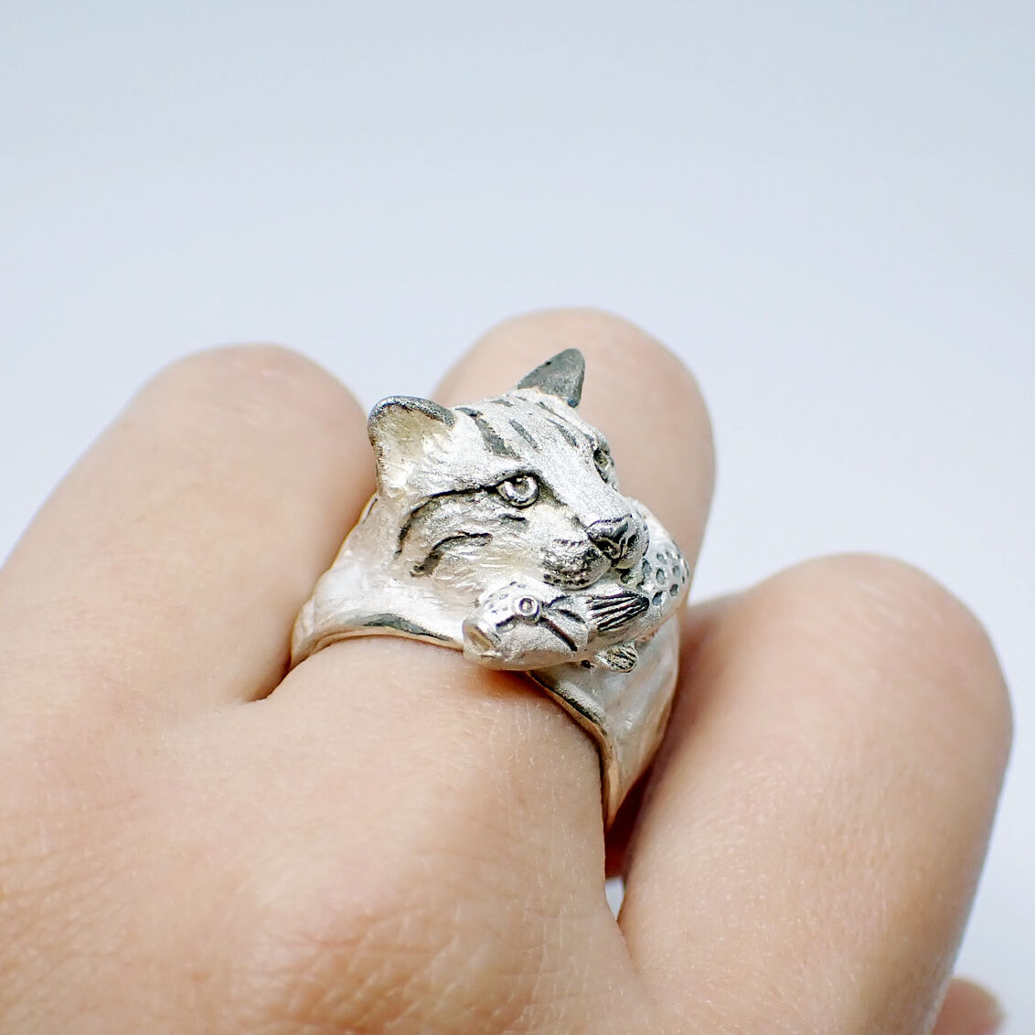 電気猫さん専用］ring （リング） 銀の猫の顔の指輪 キャットフェイス