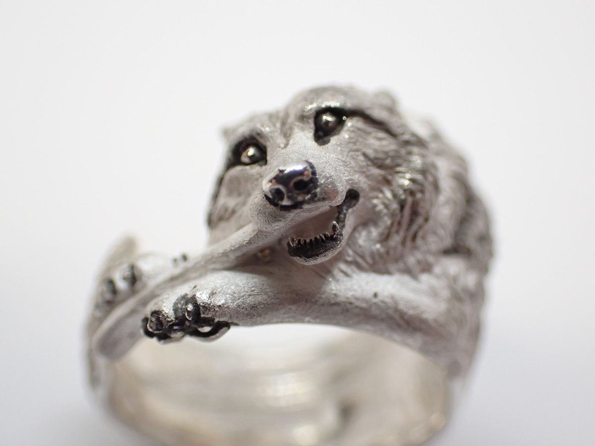 dodo オオカミのチャーム　リング dodo オオカミのチャーム リング オオカミと肋骨リング(gray) | EmiriA