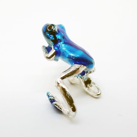 アマガエルイヤーカフ(blue)