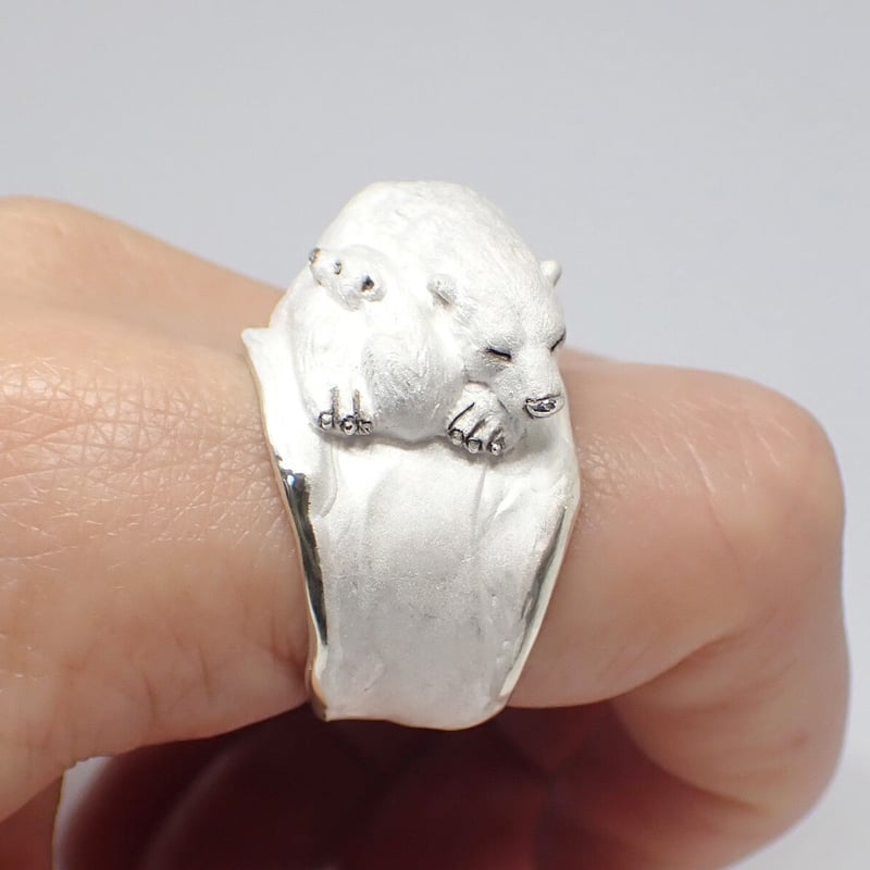 シロクマ親子のリング | EmiriA online shop