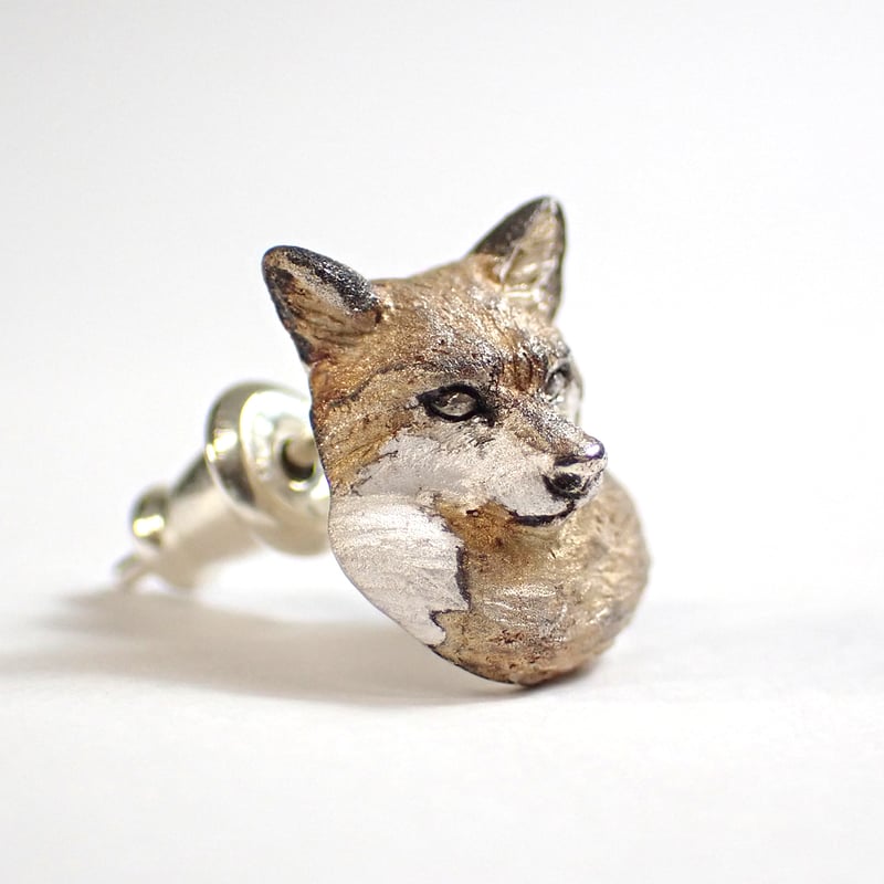 kitona 木製 キツネのピアス キツネ尻尾ピアス（赤狐） | EmiriA online shop